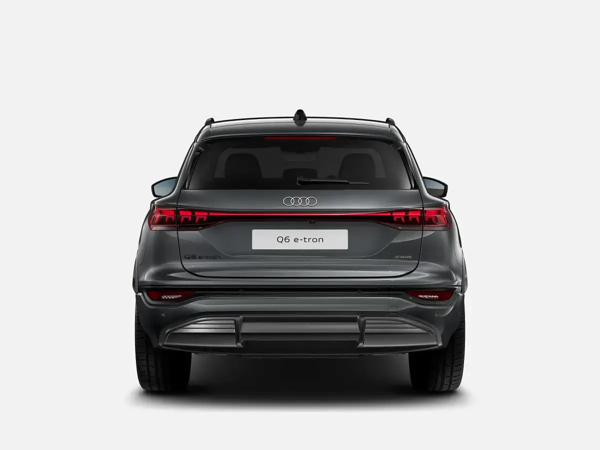 Nuova Audi Q6 e-tron S-Line 119 kW (163 CV) 2027 Grigio daytona perla SUV