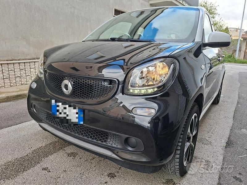 Usata Smart ForFour Passion 70 CV (51 kW) 2014 Nero Utilitaria