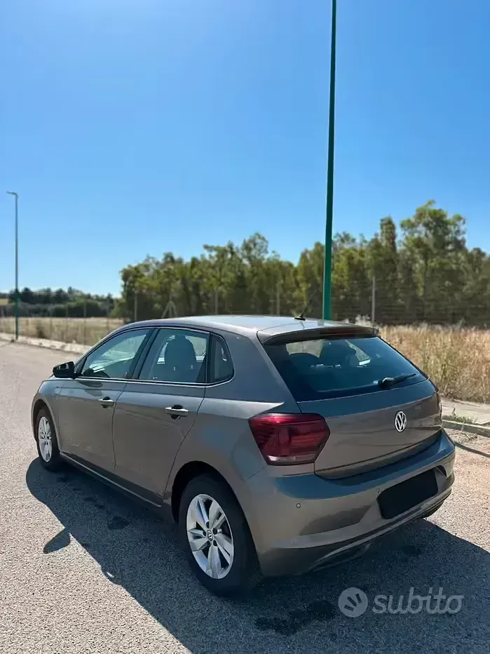 Usata VW Polo 80 CV (58 kW) 2019 Grigio Utilitaria