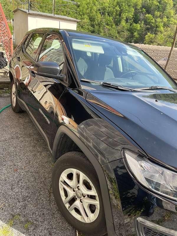 Usata Jeep Compass Sport 120 CV (88 kW) 2019 Nero SUV