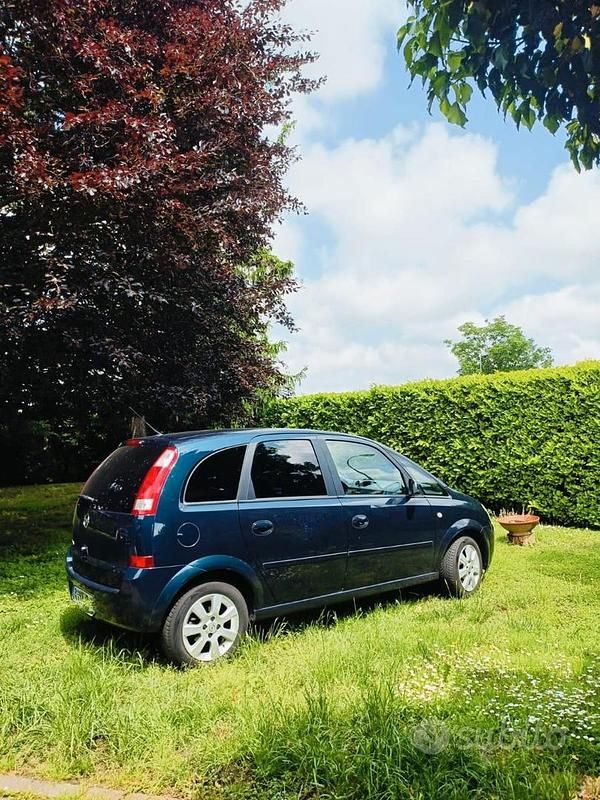 Usata Opel Meriva 90 CV (66 kW) 2005 Blu Monovolume
