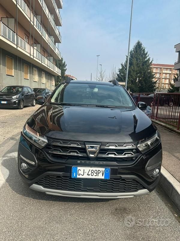 Usata Dacia Sandero Stepway 91 CV (66 kW) 2024 Nero Utilitaria