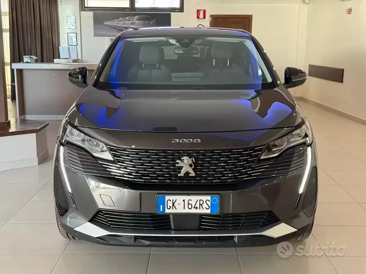 Usata Peugeot 3008 Allure 131 CV (96 kW) 2022 Grigio SUV