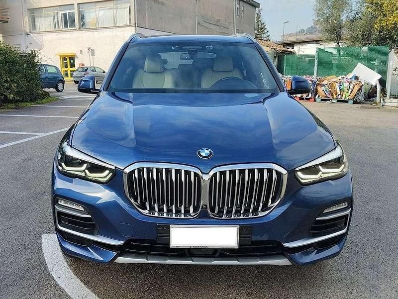 Usata BMW X5 231 CV (169 kW) 2020 Blu/azzurro SUV