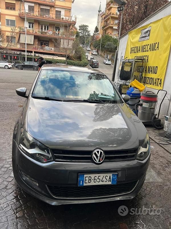 Usata VW Polo 105 CV (77 kW) 2010 Grigio Berlina