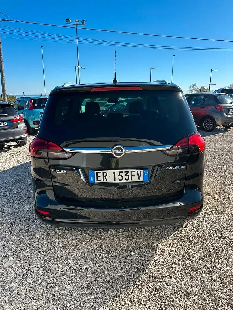 Usata Opel Zafira Tourer Cosmo 150 CV (110 kW) 2013 Nero Monovolume