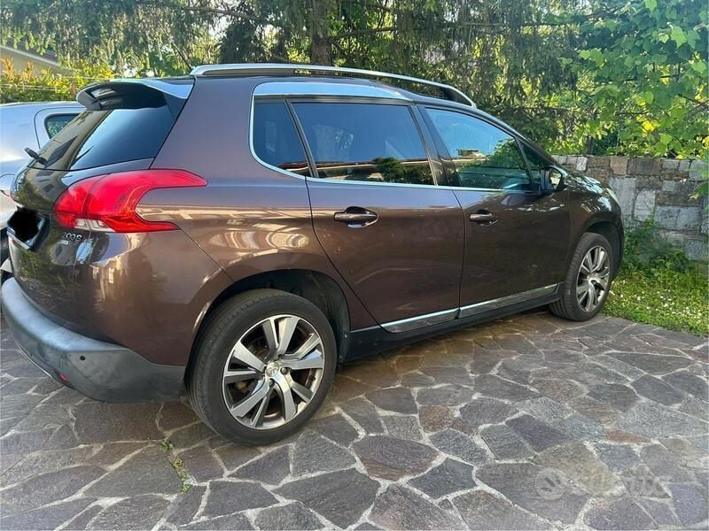 Usata Peugeot 2008 115 CV (84 kW) 2013 Marrone SUV