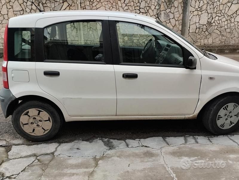 Usata Fiat Panda Active 54 CV (39 kW) 2009 Utilitaria