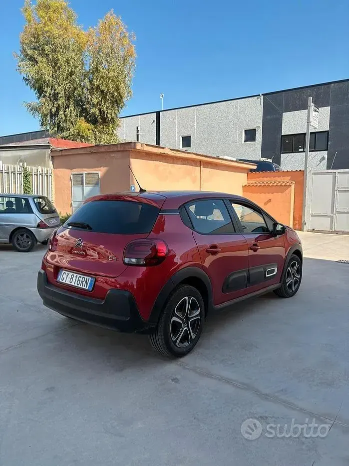 Usata Citroën C3 Feel 102 CV (75 kW) 2022 Rosso Utilitaria