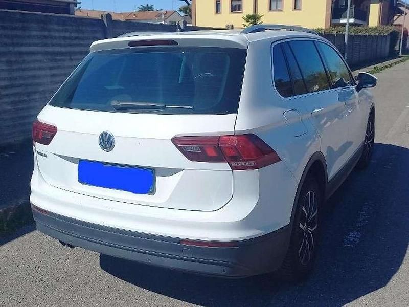 Usata VW Tiguan Business 125 CV (91 kW) 2018 Bianco SUV