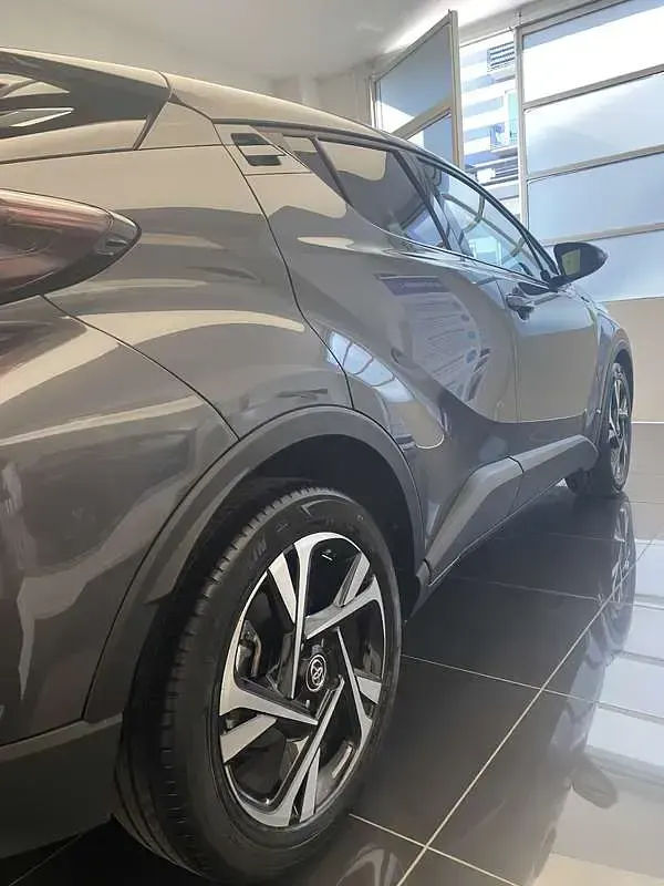 Usata Toyota C-HR 98 CV (72 kW) 2020 SUV