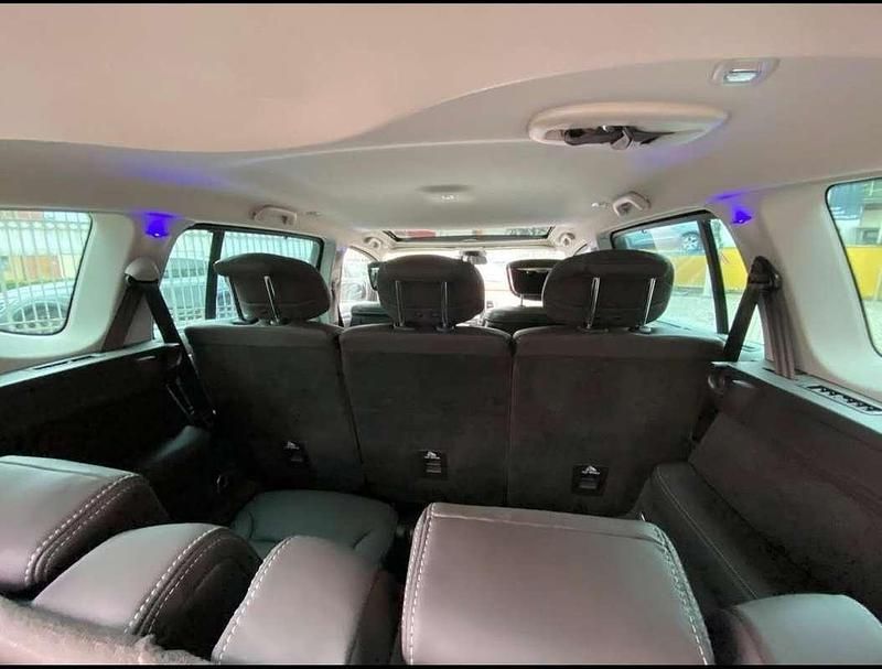 Usado Renault Espace Initiale Paris 160 CV (117 kW) 2017 Monovolumen