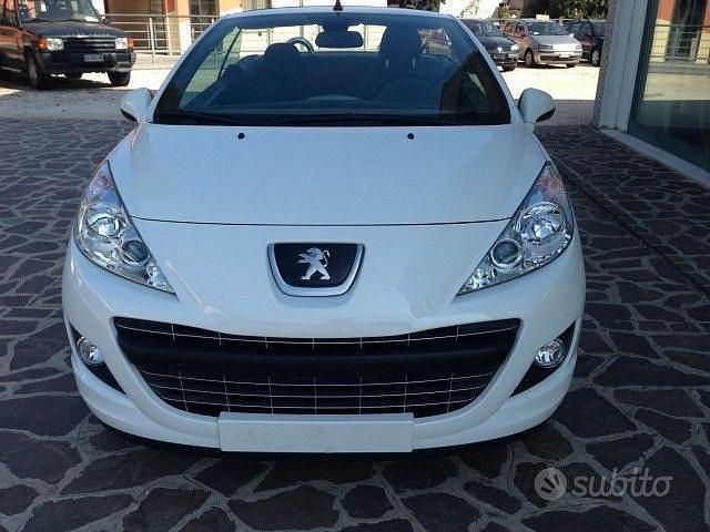 Usata Peugeot 207 CC 112 CV (82 kW) 2010 Bianco Cabrio