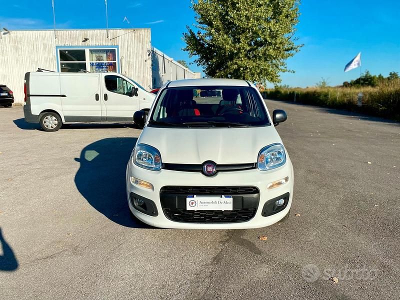 Usata Fiat Panda Easy 69 CV (50 kW) 2017 Bianco Utilitaria