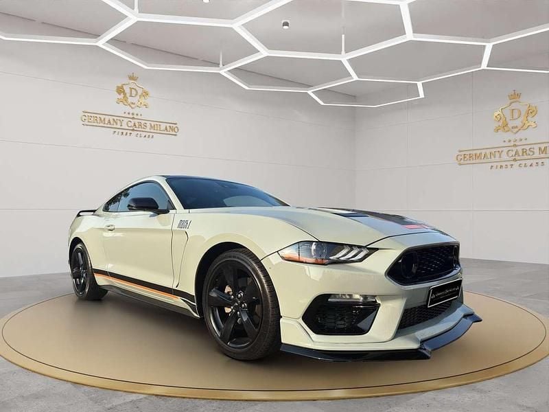Usata Ford Mustang Premium 317 CV (233 kW) 2022 Grigio nardo Coupé