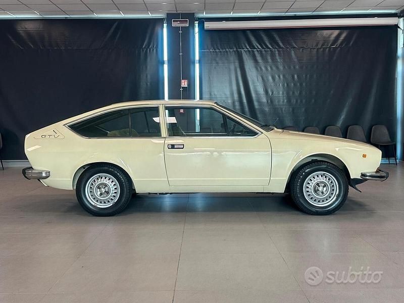 Occasion Alfa Romeo Alfetta 131 PK (96 kW) 1981 Beige Sedan
