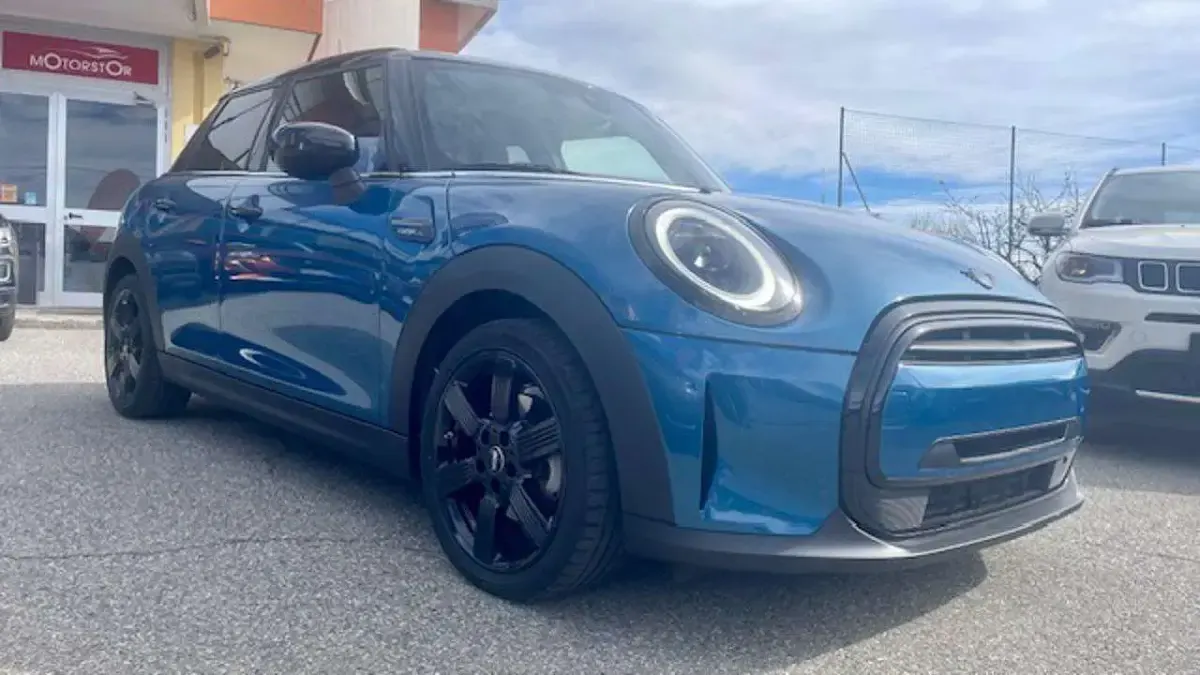 Usata Mini Cooper 136 CV (100 kW) 2023 Blu Utilitaria