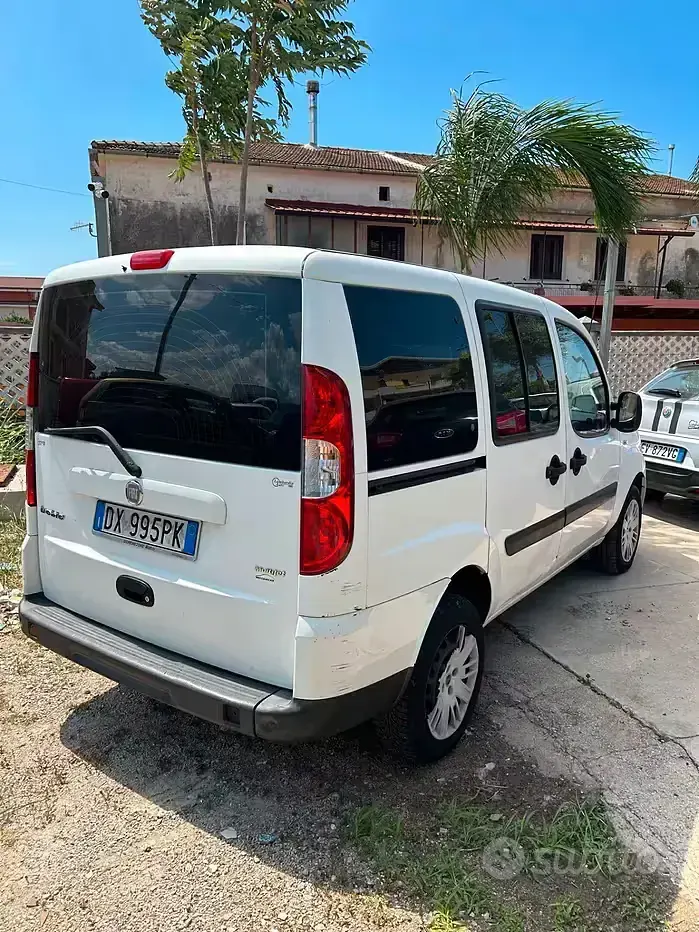 Usata Fiat Doblò Dynamic 105 CV (77 kW) 2008 Bianco Monovolume
