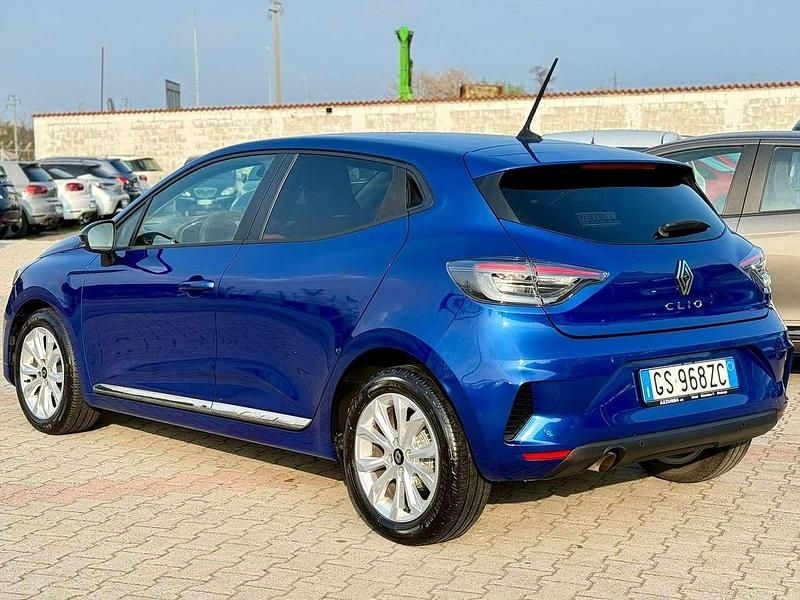 Usata Renault Clio V Evolution 91 CV (66 kW) 2024 Blu/azzurro Berlina