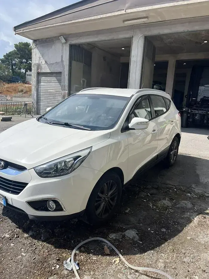 Usata Hyundai ix35 115 CV (84 kW) 2014 Bianco SUV