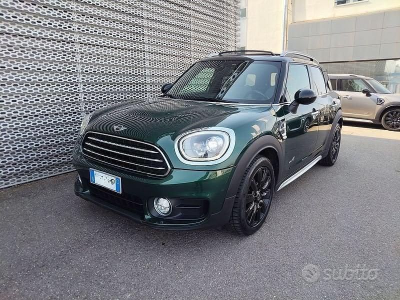 Usata Mini Cooper D Countryman Business 150 CV (110 kW) 2018 Verde SUV