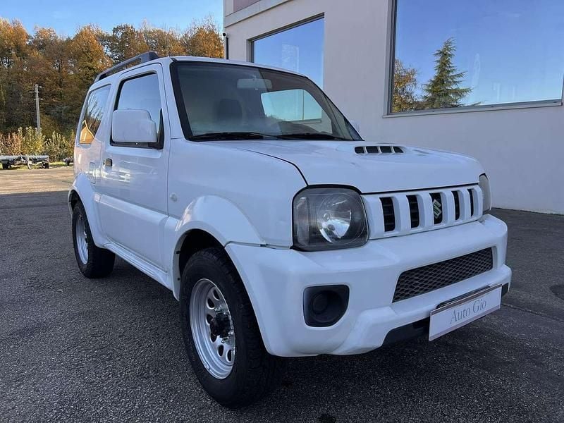 Usata Suzuki Jimny 86 CV (63 kW) 2015 Bianco SUV