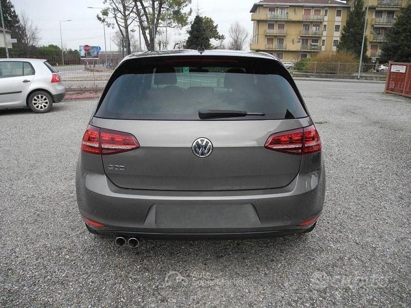 Usata VW Golf VII GTD 184 CV (135 kW) 2017 Grigio Berlina