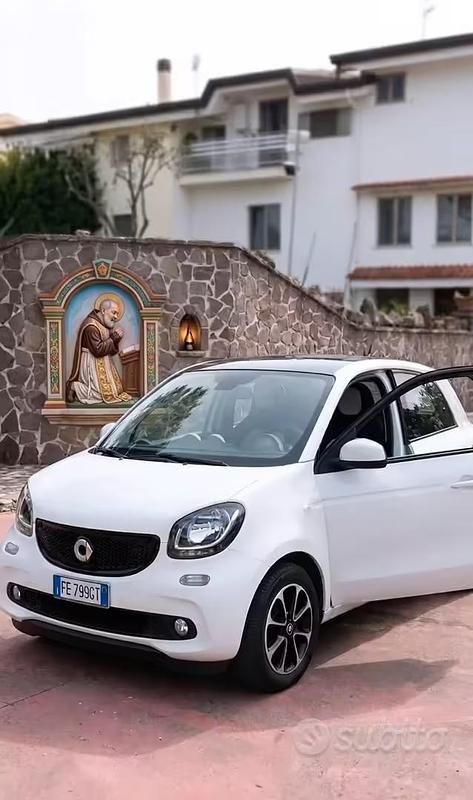 Usata Smart ForFour 71 CV (52 kW) 2016 Utilitaria