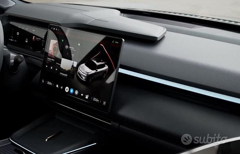 Nuova Lynk & Co 08 345 CV (253 kW) 2025 Bronzo SUV