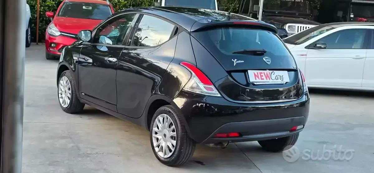 Usata Lancia Ypsilon 69 CV (50 kW) 2013 Bianco Utilitaria