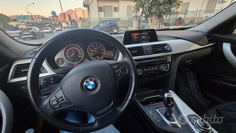 Usata BMW 318 Advantage 150 CV (110 kW) 2018 Bianco Station wagon