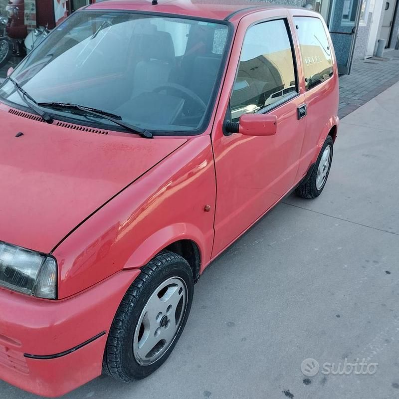 Usata Fiat Cinquecento 54 CV (39 kW) 1996 Rosso Utilitaria