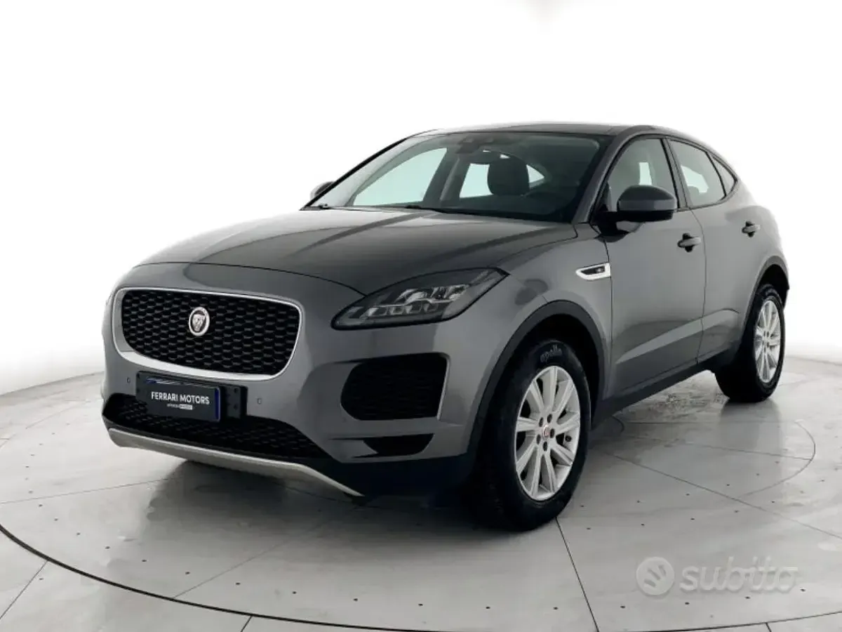 Usata Jaguar E-Pace SE 150 CV (110 kW) 2018 Grigio SUV