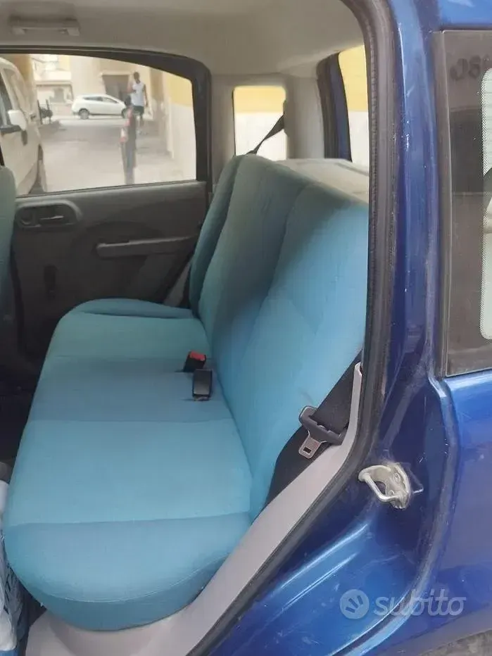 Usata Fiat Panda Dynamic 60 CV (44 kW) 2006 Bluazzurro Utilitaria