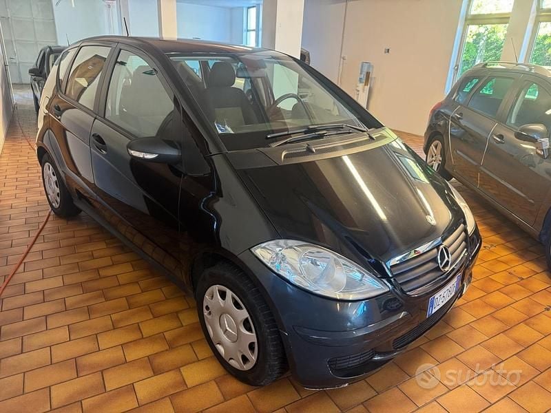 Usata Mercedes A180 109 CV (80 kW) 2008 Nero Berlina