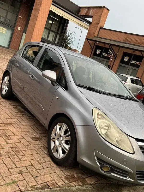 Usata Opel Adam 60 CV (44 kW) 2003