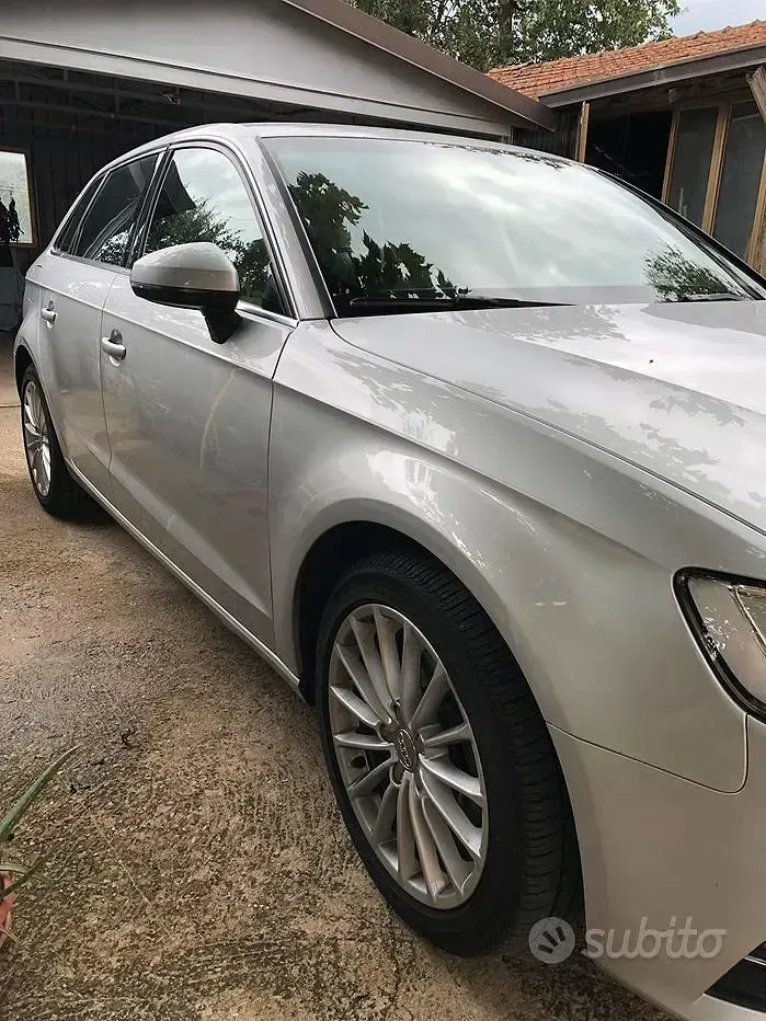 Usata Audi A3 105 CV (77 kW) 2013 Grigio Berlina