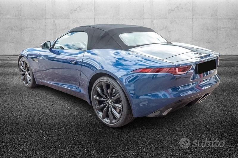 Usata Jaguar F-Type R-Dynamic 300 CV (220 kW) 2021 Blu/azzurro Cabrio