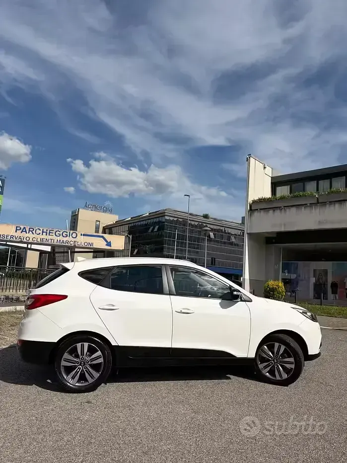 Usata Hyundai ix35 115 CV (84 kW) 2014 Bianco SUV
