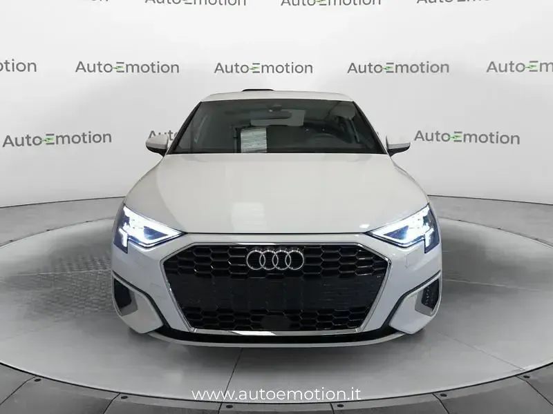 Usata Audi A3 Sportback Advanced 110 CV (80 kW) 2021 Bianco Utilitaria