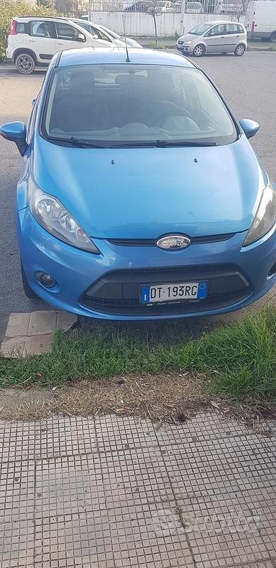Usata Ford Fiesta 2009 Blu Utilitaria