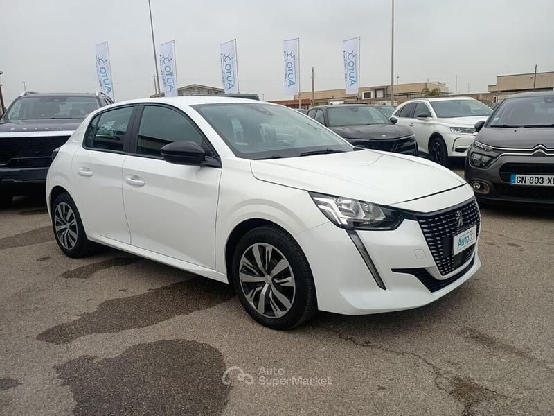 Usata Peugeot 208 Active 102 CV (75 kW) 2023 Bianco Utilitaria