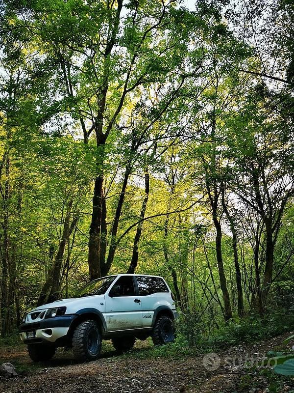 Usata Nissan Terrano 100 CV (73 kW) 2002 Bianco SUV