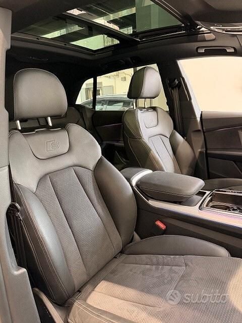 Usata Audi Q8 Comfort 286 CV (210 kW) 2025 Nero SUV