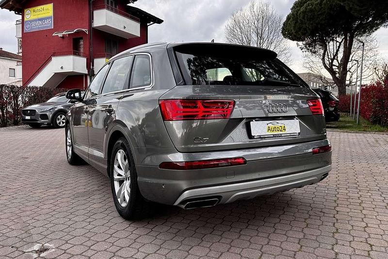 Usata Audi Q7 Business Plus 218 CV (160 kW) 2016 Grigio SUV