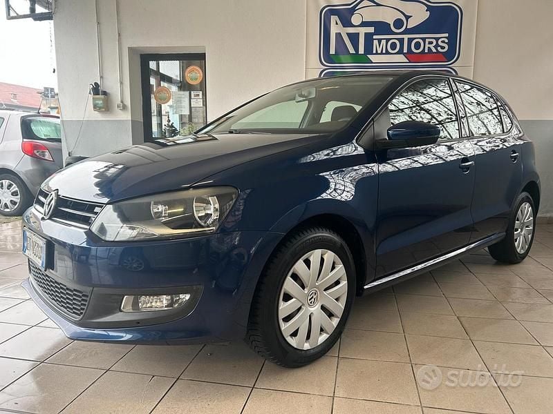 Usata VW Polo Comfortline 70 CV (51 kW) 2014 Blu Berlina