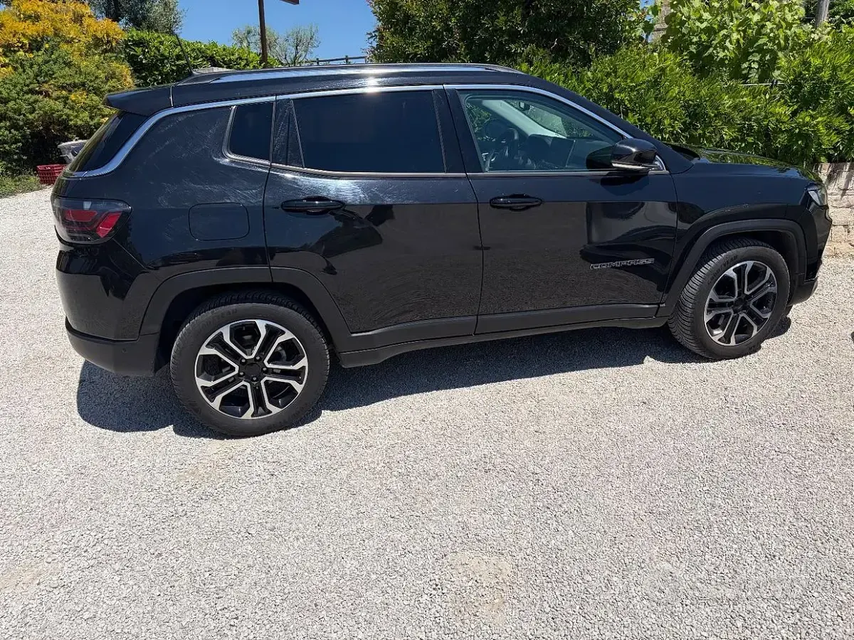 Usata Jeep Compass 150 CV (110 kW) 2021 Nero SUV