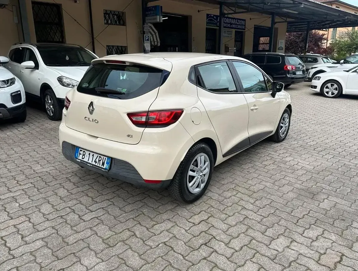 Occasion Renault Clio IV 75 PK (55 kW) 2015 Bruin Sedan
