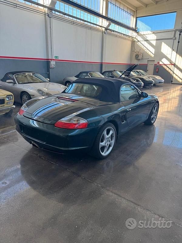 Usata Porsche Boxster 228 CV (167 kW) 2003 Verde Cabrio