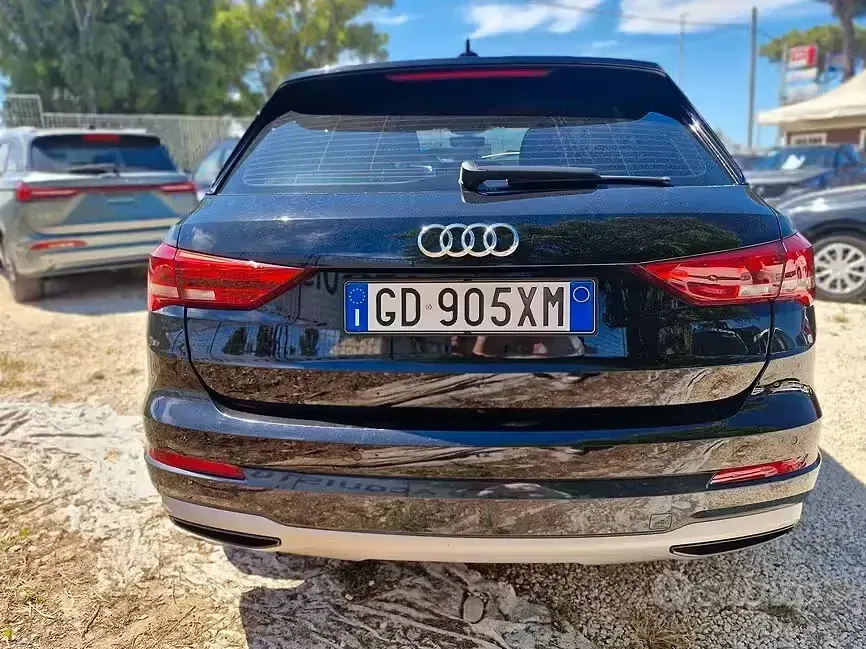 Usata Audi Q3 Business 150 CV (110 kW) 2021 Nero SUV